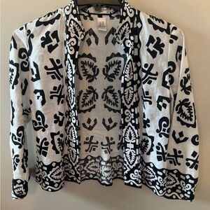 Black and White Patterned Women's Sweater.  #A0016